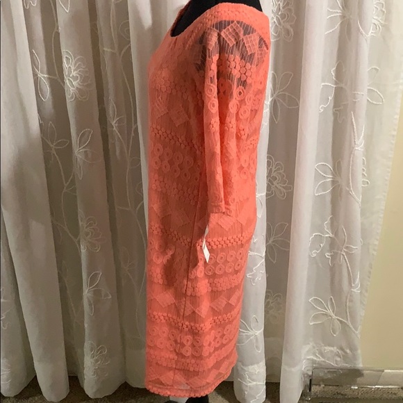 Dress - Picture 2 of 5